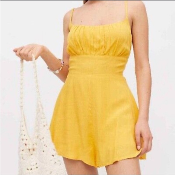 Urban Outfitters Size Small Yellow Cassidy Tie Romper. - Picture 1 of 7